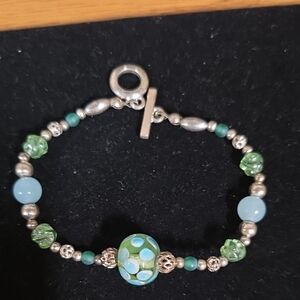 Elegant Silver and Green Beaded Bracelet